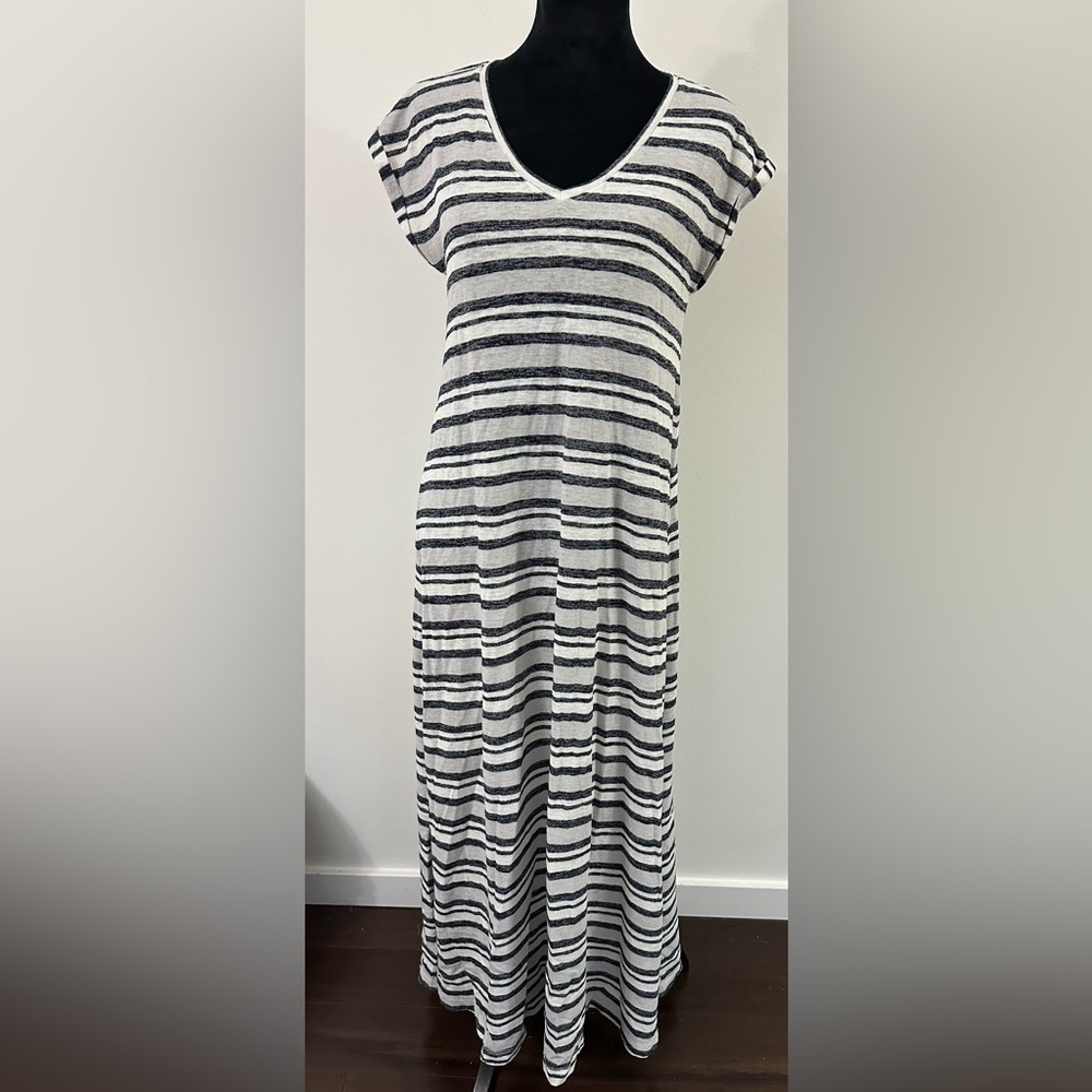 Lou & Grey Black and White Striped Maxi Dress
